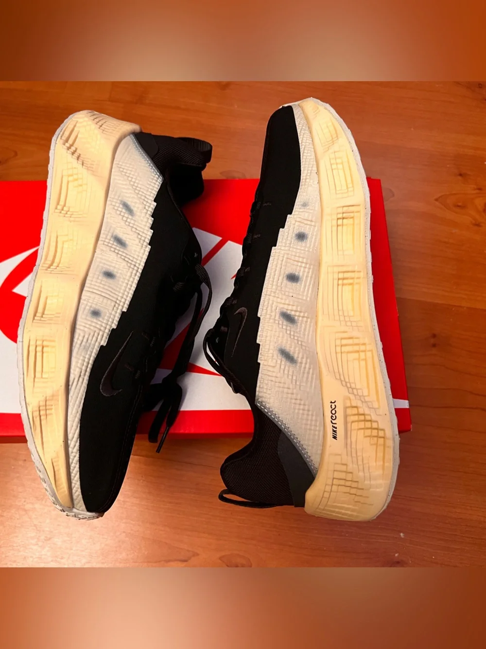 Nike Ava Rovers 6.5y or women’s 8 new